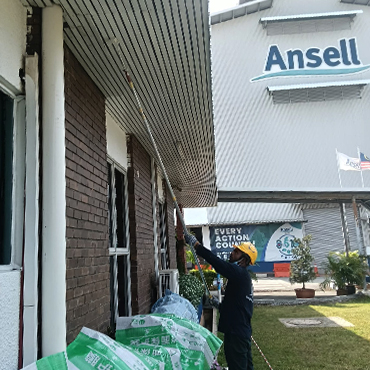 ChemLub_Services_Building_CleaningPainting_External_370x370_1