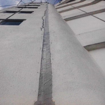 ChemLub_Services_WaterProofingSystem_BuildingCrackRepair_370x370_1